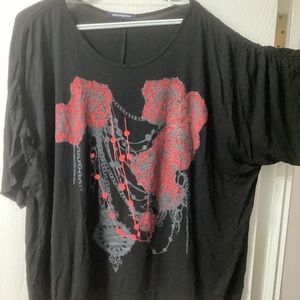 New - Women’s Plus Size 5x Chains & Roses shirt